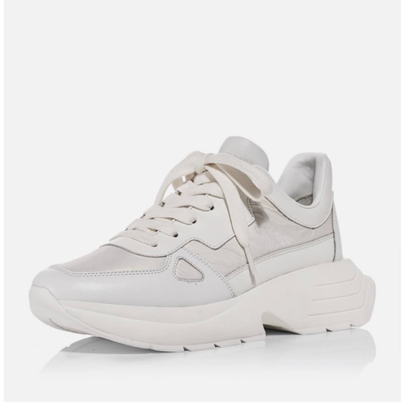 Stuart Weitzman Shoes - Stuart Weitzman Willow Runner Sneakers - Cream Pearl in size 9.5